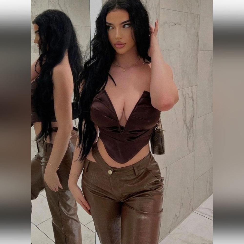 Fashion Nova- Expensive Views Deep V Corset- W Sz Small - Picture 6 of 9